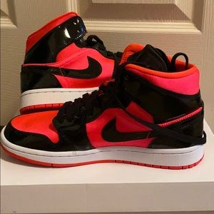 Women’s Jordan 1 Mid Hot Punch
